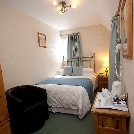 Tudor Cottage Bed & Breakfast CBG Dış mekan fotoğraf