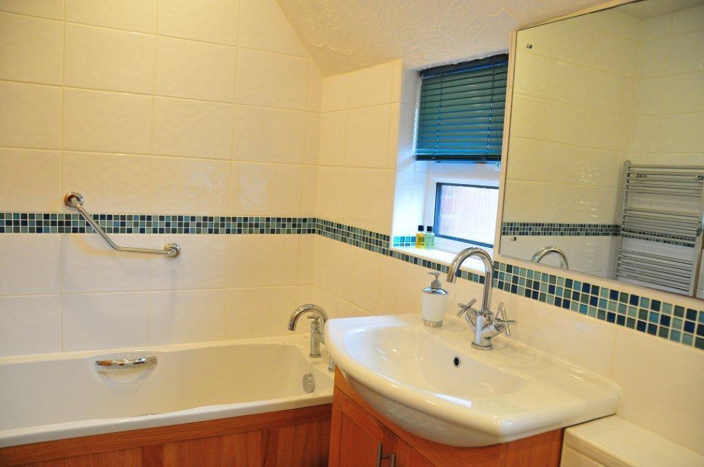Tudor Cottage Bed & Breakfast CBG Dış mekan fotoğraf