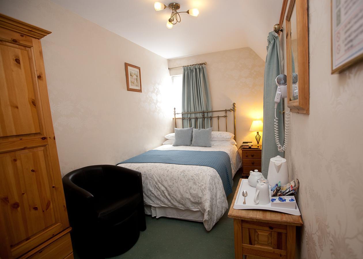 Tudor Cottage Bed & Breakfast CBG Dış mekan fotoğraf
